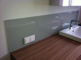 Glaslackierung – grenzenlose Farbwahl