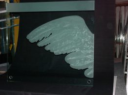 Sandstrahlen auf Glas – schlichte und elegante Gestaltungsmöglichkeiten